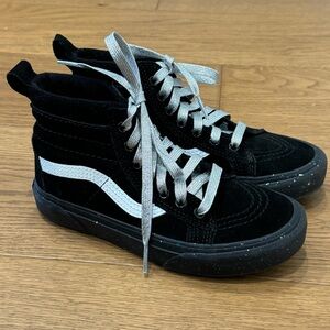 Vans GS SK8-Hi MTE - Youth Size 2‎ - Black Suede & Sparkle - EUC